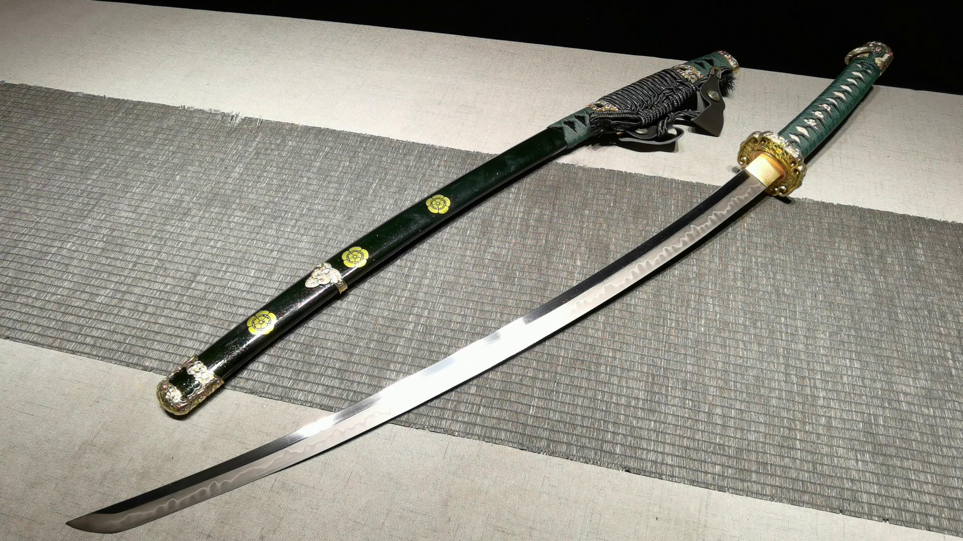 1400 长款26寸新款铜装烧刃太刀——织田信长太刀 编号：06087221123779 - 大祚榮刀劔 대조영도검 网站图片授権给大祚榮刀劔 ...