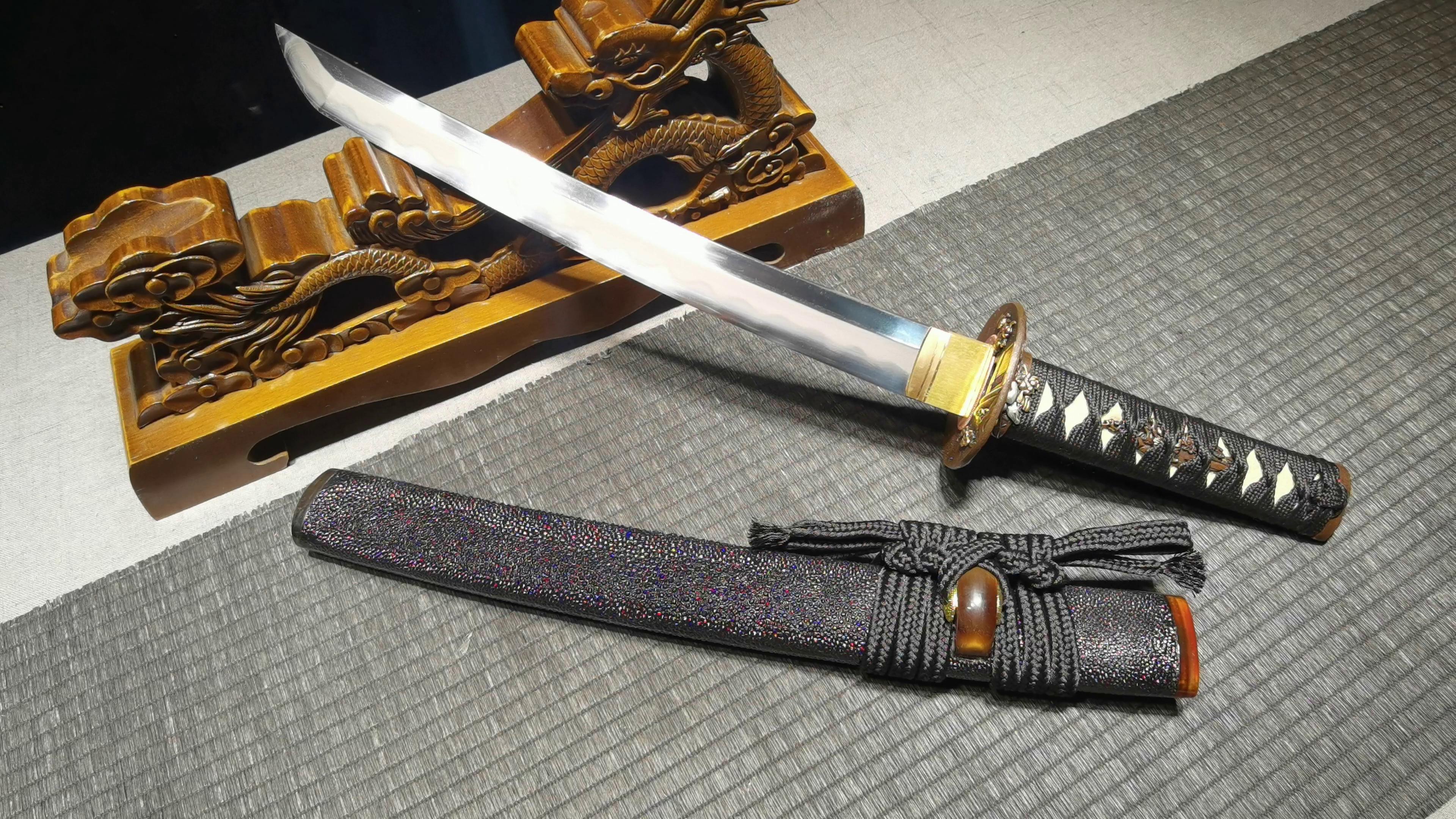 2800 短款12寸新款全鱼皮本三枚短刀——君山短刀 编号:521087221211805 - 真剑斋